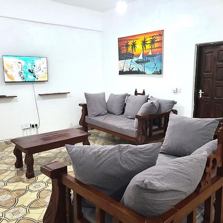 Delicious House, Watamu, 2-Bedroom With Secure Compound Free Parking And Wifi Kültér fotó